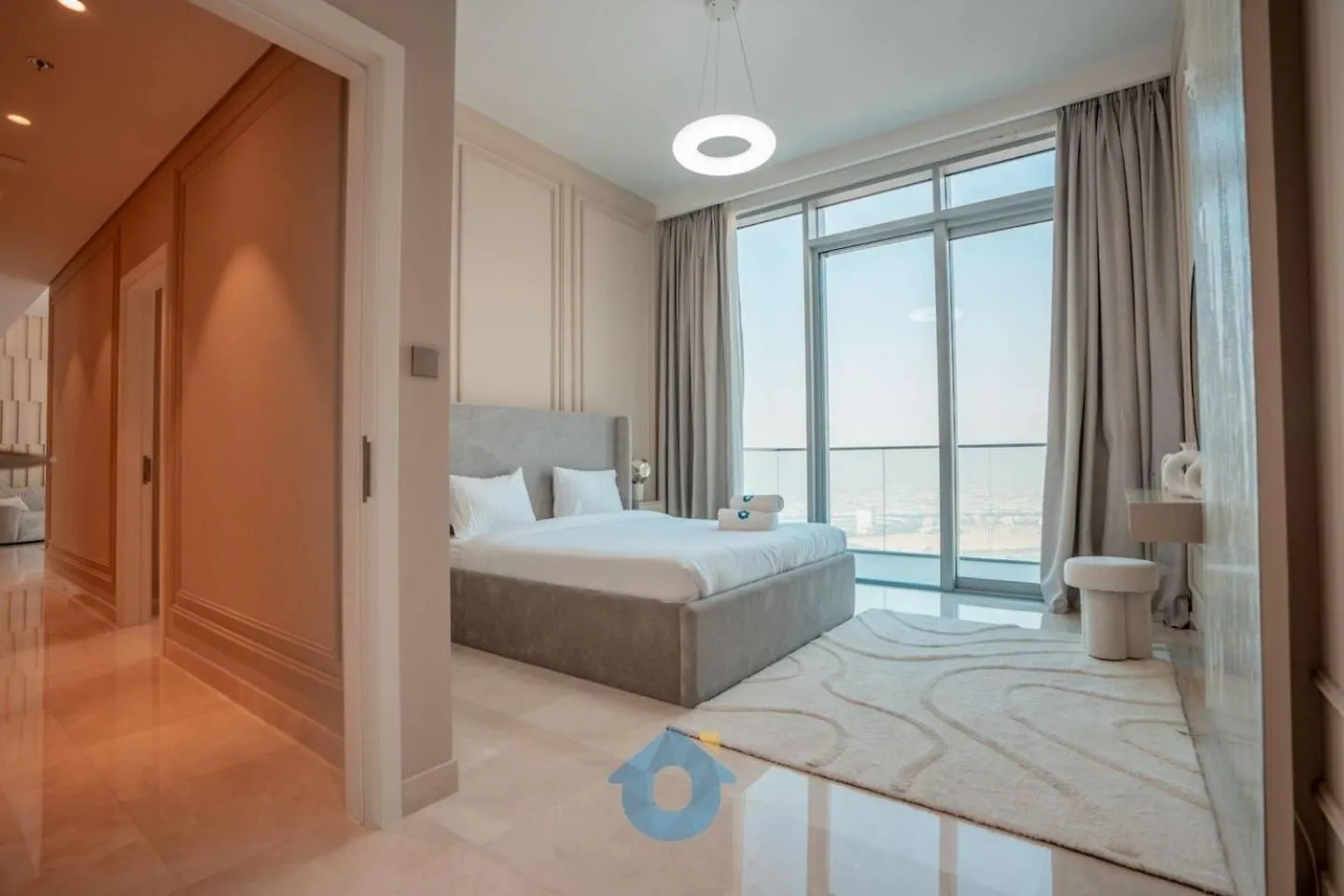 Apartment Like Home - 6203 Luxury & Serenity 2-Bhk Penthouse With Breathtaking Views Dubai
